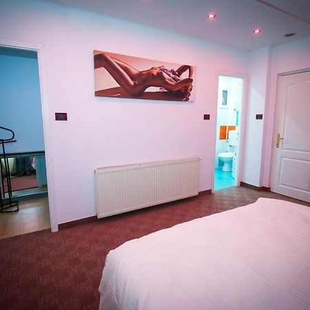 Karma Luxury Room Bukurešť Exteriér fotografie
