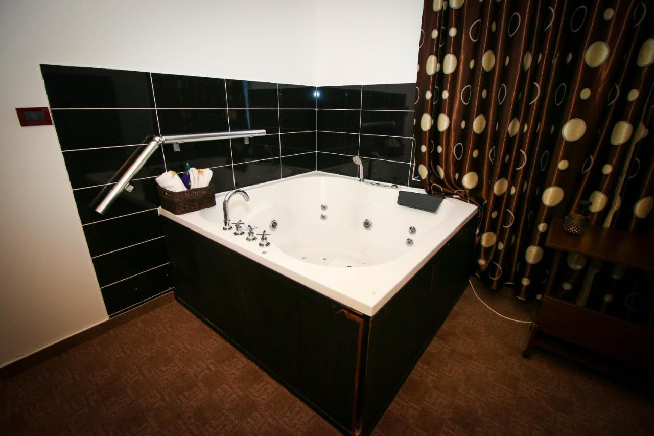 Karma Luxury Room Bukurešť Exteriér fotografie