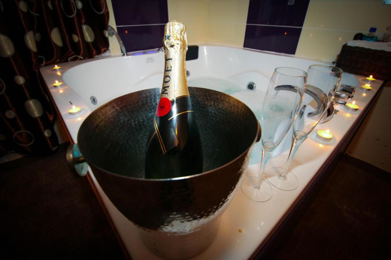 Karma Luxury Room Bukurešť Exteriér fotografie